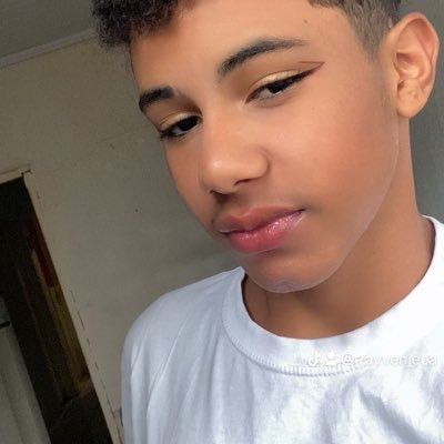 RavvyKaua's profile picture. 