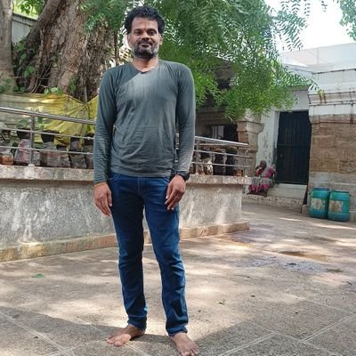 gokulbruizer's profile picture. Konjam nallavanu therinjavanga solranga.. :):)