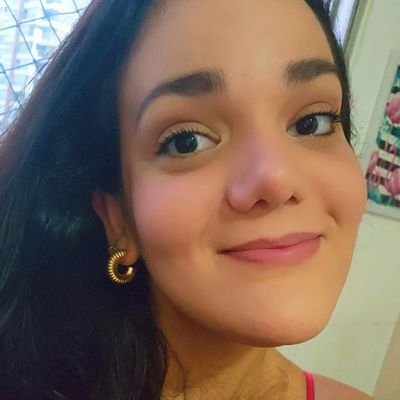IsabelaDMed's profile picture. 