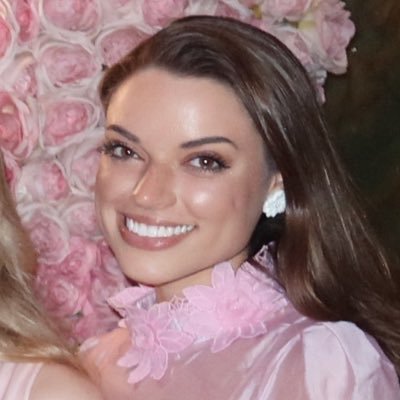 Fin2Fin's profile picture. Passionate about developing others to help them on their path to success / BA, Organizational Leadership / EX-VP & Pres Toastmasters, Brickell Miami