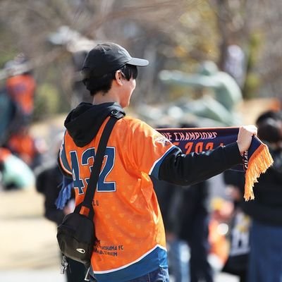 今更Twitter始めてみたら、いつの間にかXに!😅数年前に静岡に戻り、夫婦🎎でS-PULSEを応援してます⚽‼️
基本DAZN、時々アイスタ🏟
乾、権ちゃん推し‼️
気になったら、勝手にフォローとかしてしまいますが、よろしくお願いします!怪しくなければ基本フォロバもします😄
釣りも好きです🎣