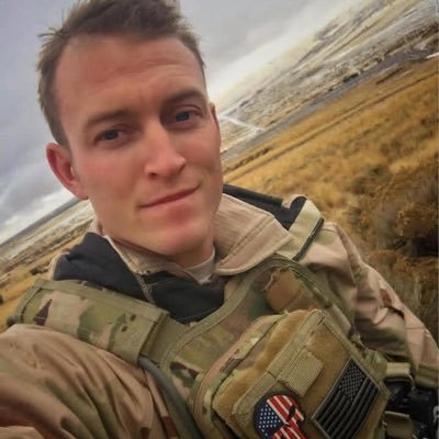 ChadDonald01's profile picture. Always faithful, always Army✊🇺🇸