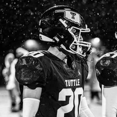 Tuttle High School | C/O 2025 | WR/DB | 5'11, 165 | 3.3 GPA | 4.6 40 |