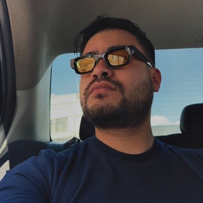 Living la vida loca 🤪🥰🤩😸 https://t.co/bom1sj92Z5