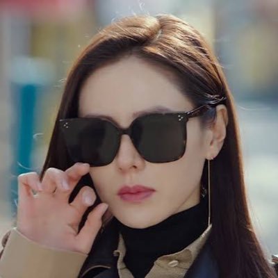 Yoon_Se_ri_'s profile picture. If the government wants to stop me from helping people, let them try. We Together🔥