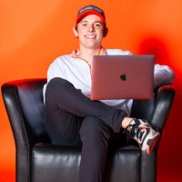 Serg Thomas (@serg_thomas17) Twitter profile photo
