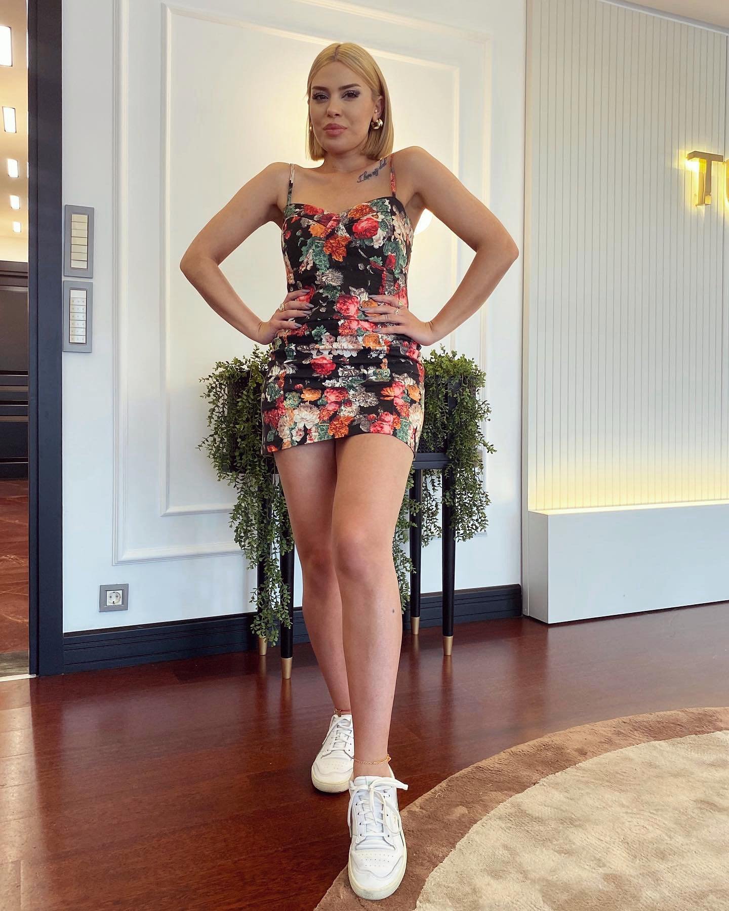 CarolyneLo15166's profile picture. 