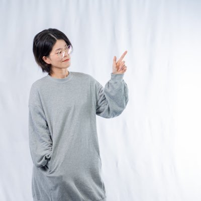 役者、講師、声の仕事などなど福岡を主にそれ以外でも色んなところでお芝居してます。 次回出演: きびるフェス参加作品Level19プロデュース演劇公演 『証明』2025年12月26・27日@塩原演劇練習場
