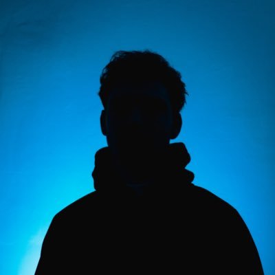 swo_views's profile picture. Freelance photographer. Presets & Links ⬇️