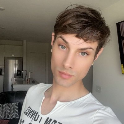 🎬18+ ONLY MDNI 🔞🦂
That Femboi from your wet dreams!✨🛏️
💅🏼#suchafuckingsissy ❄️🐇♠️