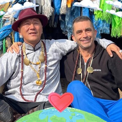 LaurentMartel9's profile picture. Livres : - Quand l'Ombre rencontre la Lumiere en version thérapeutique disponible qu'auprès de moi.
- Recueil et citation contemporaine (mantra de guérison)
-L