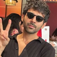 alisha. (@softkartik) 's Twitter Profile