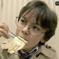 viel ☻ inactive ! (@yuhaengcarts) 's Twitter Profile