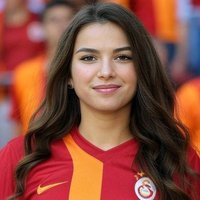 mayra (@vanelain08) Twitter profile photo