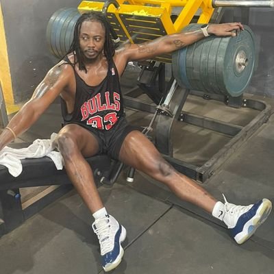 Former track&field athlete.
Now, Certified strength and conditioning specialist, certified USAWeighlifting and world Athletics coach . Opened to new challenges