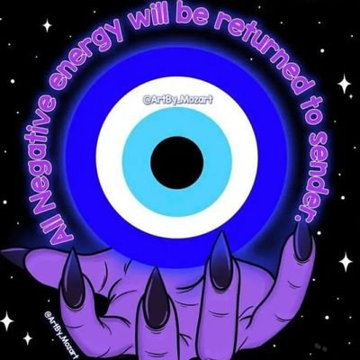 Psychic, tarot reader and spirit channel 🔮 Specialising in the akashic records, pregnancy readings, predictions and healing. ✨ | All readings can be booked
