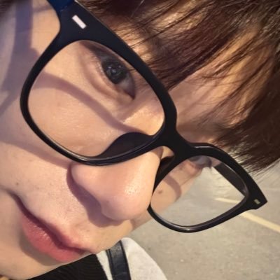 juicylut's profile picture. 170/52/0 如果你很会接吻请私信我