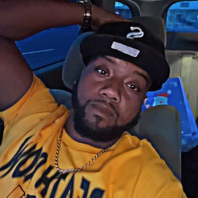 Taye0204's profile picture. 