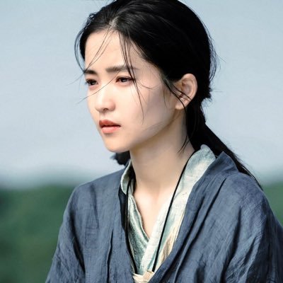 fishmiemie's profile picture. 