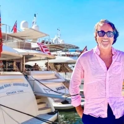 DavidB8847's profile picture. God fearing, hard working gentle man and my boys love playa station ❤️🦦