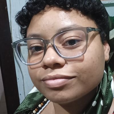 Olá, eu sou Carol!
🗝| Bruxa, Ocultista e Taróloga
🎴| Leitura de Tarot, Lenormand & Pêndulo