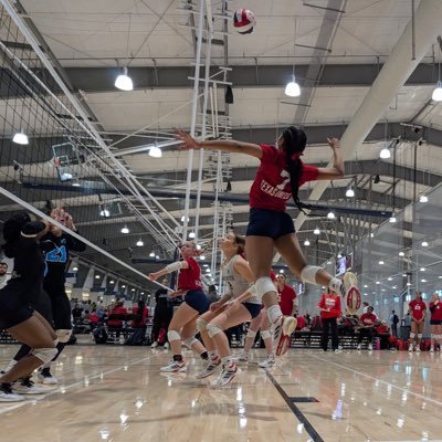 klo_lovesvb7's profile picture. @TXunitedVB 16Red 🔴 @ACHS_CHARGER_VB OH/L #7 🏐 @ACHS_GirlsTrack 🏃🏾‍♀️ & @ACHS_ChargerSB 🥎