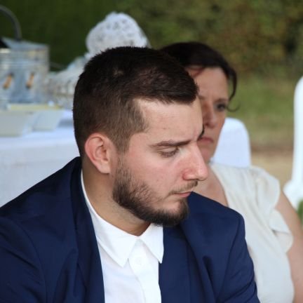 FPF04's profile picture. Sou verde e branco de coração 💚💚


🇵🇹🇨🇭