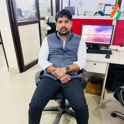 निडर,सत्यवादी,समाज सेवा और हक की आवाज़ के लिए सदैव तत्पर हैं।