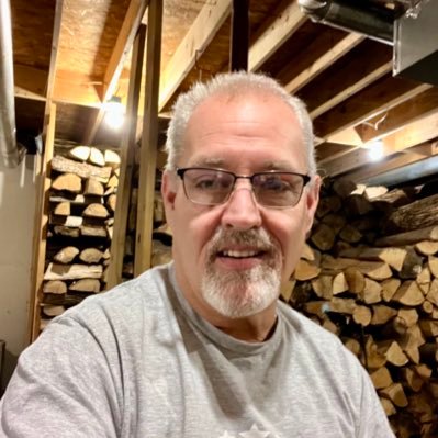 Retired NYS Correction Officer. Veteran, Father, PaPa, gardener, MAGA forever, I stand with the Israeli people, not the leadership.