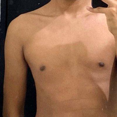 aoezsr's profile picture. -