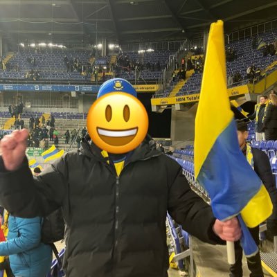 TRFC,BIF+BVB fan. Pro-🇩🇰. NO TO A$AP ROCKY #NejTilGFH.Crosby Enthusiast. AGAINST MOD€RN FOOTBALL+ CELEBRITY OWNERS.Hate wxm,fck,hsv,s04+agf. #fckcancer