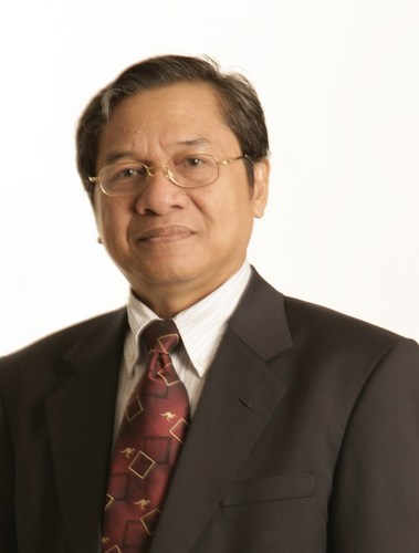 I am Machfud Sidik, I am proud as one of CMU Alumni members. I graduated from CMU in 1985.