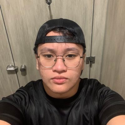 justinedlcrzz's profile picture. 