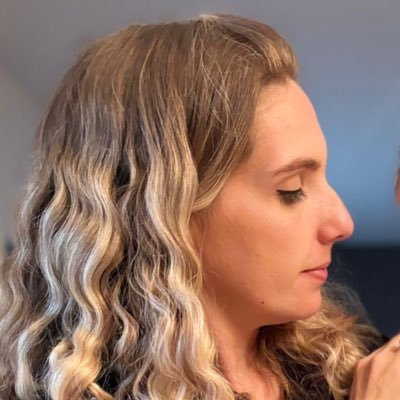 akwiiNe's profile picture. A&C | ♡ | Carpe diem.