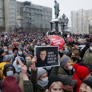 biasedsceptic's profile picture. Classical liberal & moderate conservative, firmly anti-Putin. A Russian who smiles to strangers. Support 🇹🇼&🇺🇦. I mostly ban NAFO.
Emigrant, father of 2