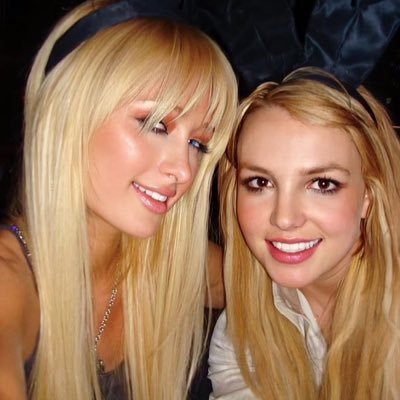 fhknry's profile picture. pop culture freak. 20