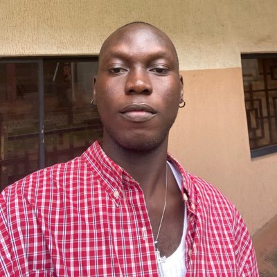 folabi___'s profile picture. “Regret is a useless feeling”