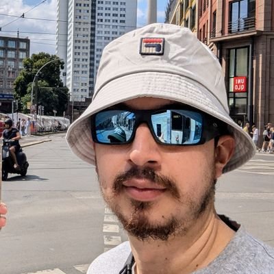 basado (en plantas). make things happen.
fußballkultur
crypto & payments. conservador marxista / #darkwoke
☭ | BOG1946CDLM | Ɵ Ⓥ