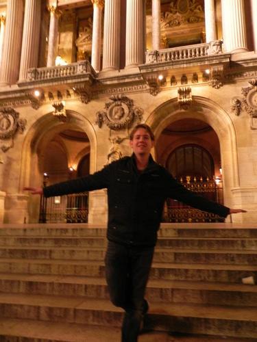 Tweets about student life, social media, travels, music and random thoughts