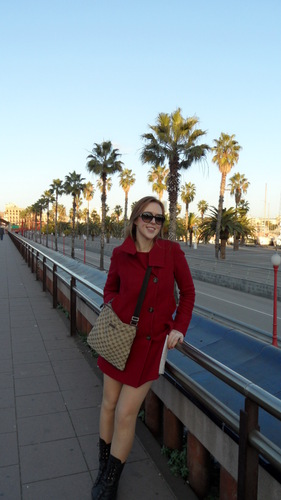 avrilhue's profile picture. 