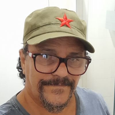 Quem se curva aos opressores mostra a bunda aos oprimidos
Miller Fernandes 🚩🚩🚩