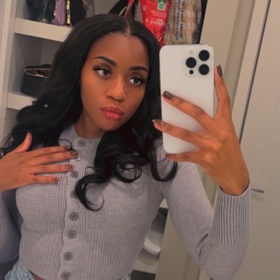 im_hartless's profile picture. 