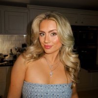 Victoria (@ang_nestor) 's Twitter Profile