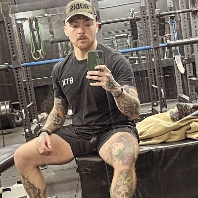 Tyler_James0317's profile picture. 26
Ohio.
Wrestling Coach.