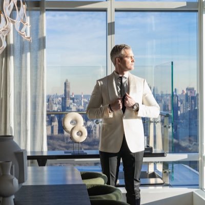 Ryan_Serhant1's profile picture. CEO: SERHANT. | Selllt | SERHANT. Studios ”Owning Manhattan” only Netflix Investor: RLTco | Black Street | Update | Los Angeles Mad Drops