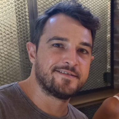 Makes things:⚡️ https://t.co/EUkycNuG9e (launched feb '25), 🌏 https://t.co/QeD5E1Gnne (100K users/mo), 🌴 https://t.co/mTSSD4OgtR (w Olivia).