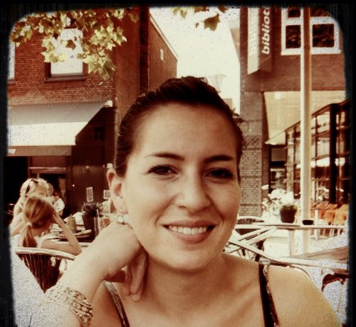 ice_84's profile picture. Mama,vriendin,tante,vrouw van,regelteef,tassensjouwer....kortom van alle markten thuis! ;-)