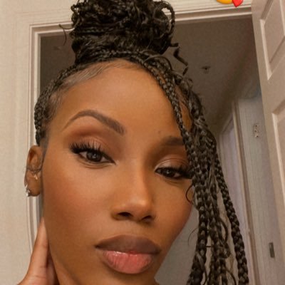 sonThassDEE's profile picture. 29🥶 #Gemini ♊️ #boyMOM💙