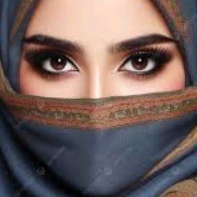 TriNingsih35714's profile picture. 