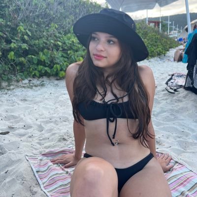 https://t.co/GKsYPv1gAU 💋💋